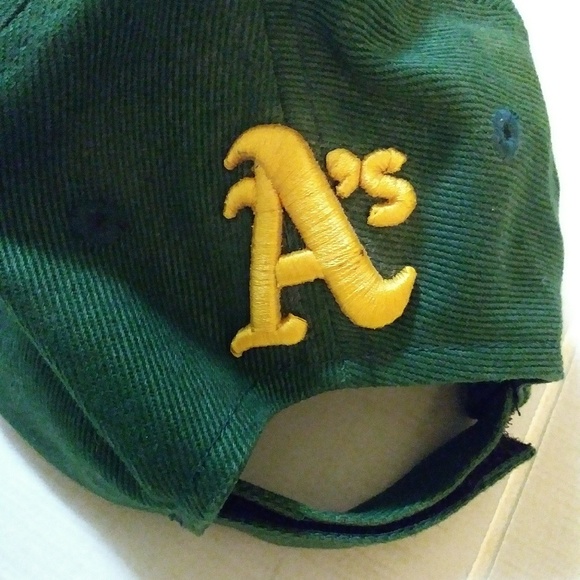 🌴 $5 DEAL Oakland Athletics Baseball Hat - Picture 2 of 6